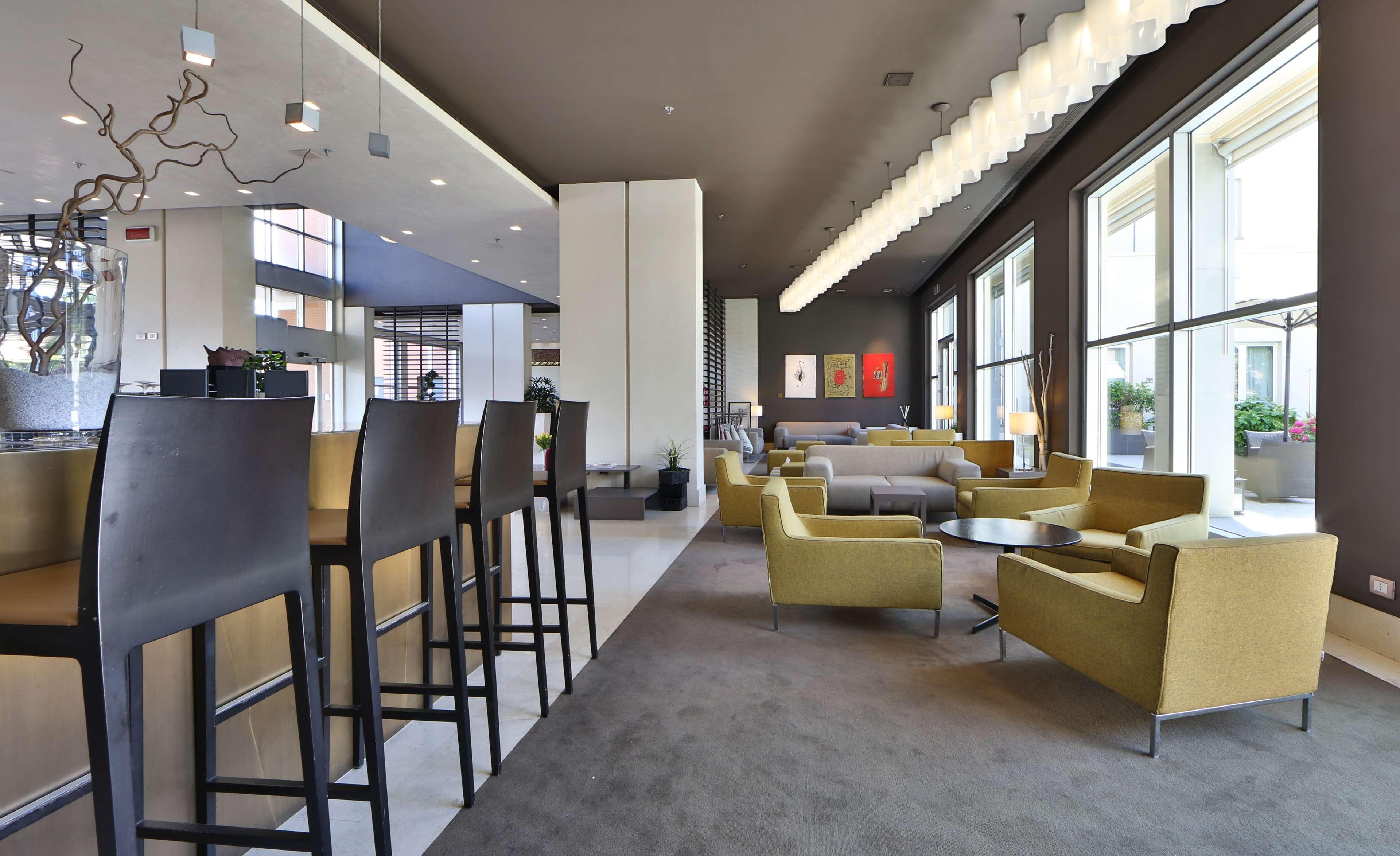 Best Western Plus Hotel Le Favaglie Cornaredo Exterior foto